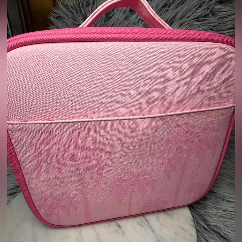 Impressions Vanity BARBIE Pink Cosmetic Bag W/Removable Dividers - Picture 3 of 9